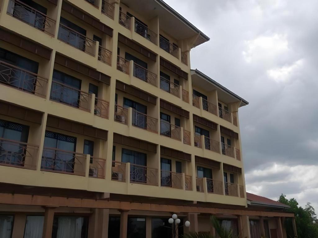 Putra Brasmana Hotel Kuala Perlis Exteriör bild