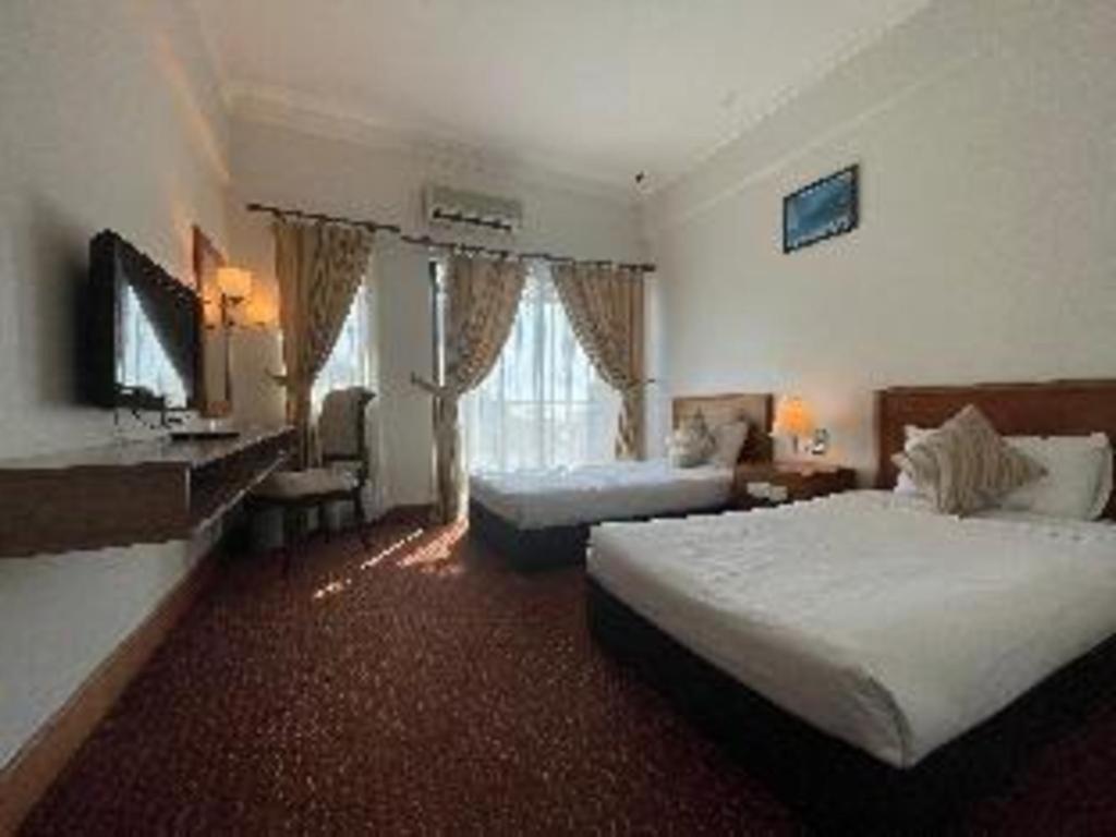 Putra Brasmana Hotel Kuala Perlis Exteriör bild