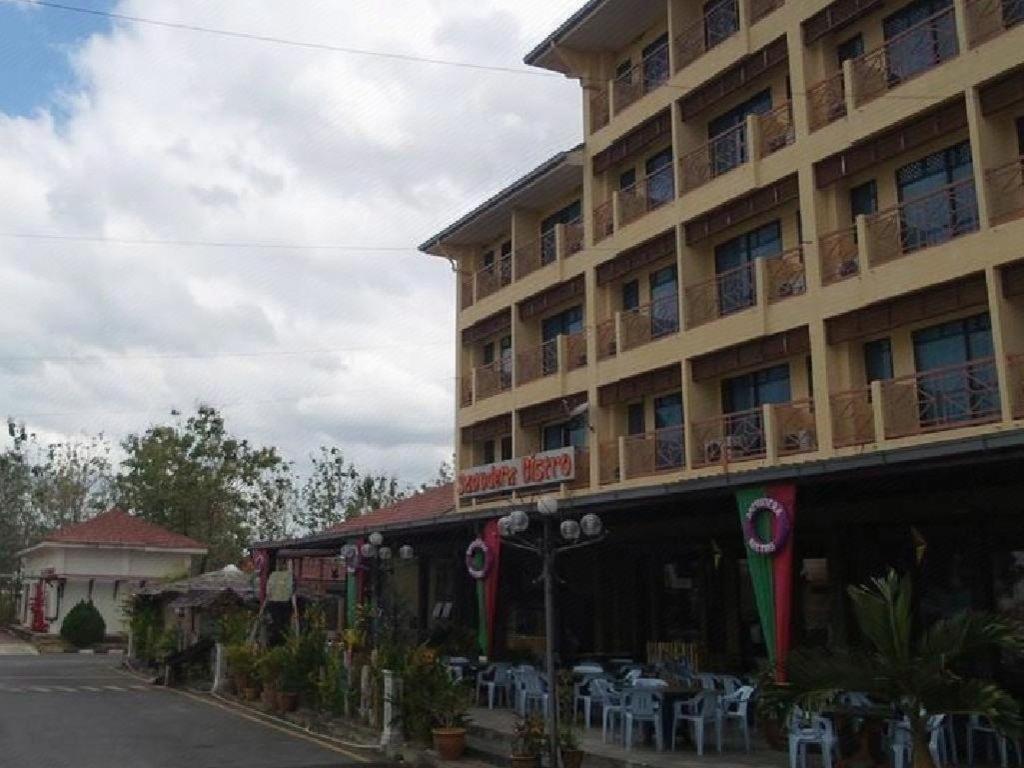 Putra Brasmana Hotel Kuala Perlis Exteriör bild